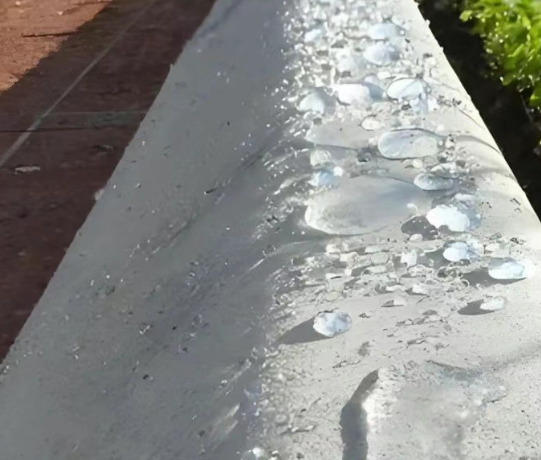 天桥硅烷浸渍涂料在混凝土保护中的应用