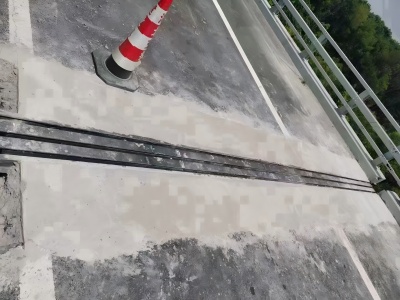 天桥伸缩缝更换后浇筑材料快速结构修补料速砼的产品特点及施工流程​